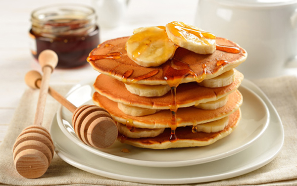 Làm bánh pancake bằng chảo chống dính Làm bánh pancake bằng chảo chống dính