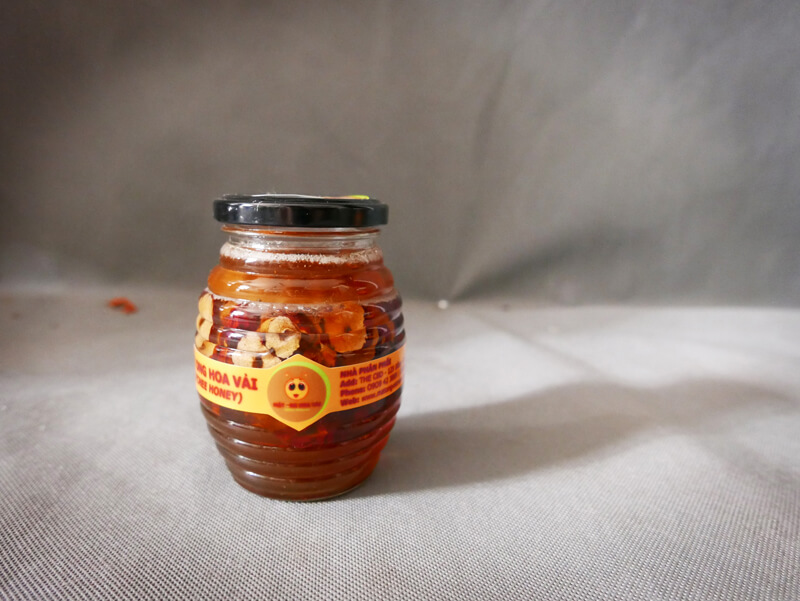 Táo đỏ ngâm mật ong hoa vải 350ml Táo đỏ ngâm mật ong hoa vải 350ml
