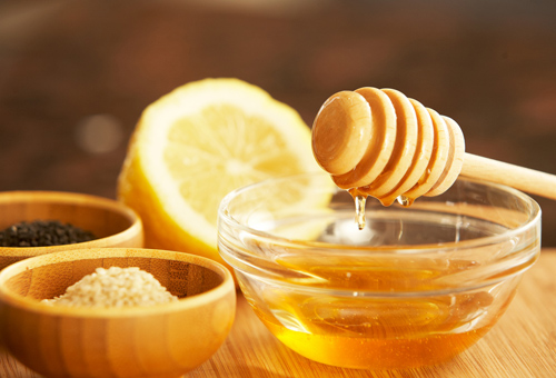 Những lưu ý khi sử dụng mật ong Những lưu ý khi sử dụng mật ong