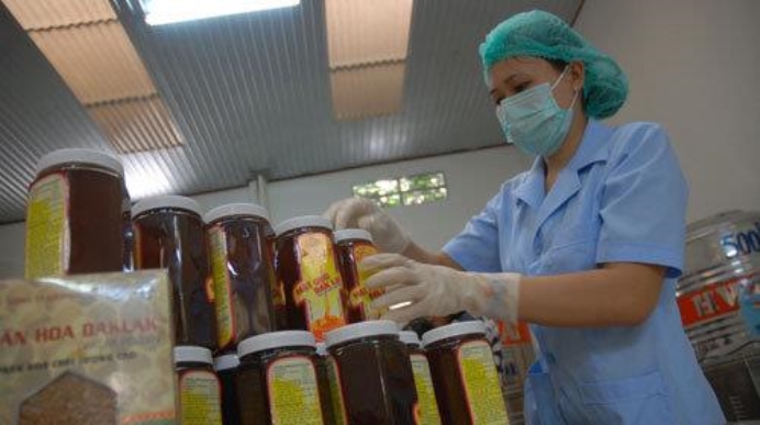 Mỹ dựng hàng rào kỹ thuật mật ong Việt gặp khó